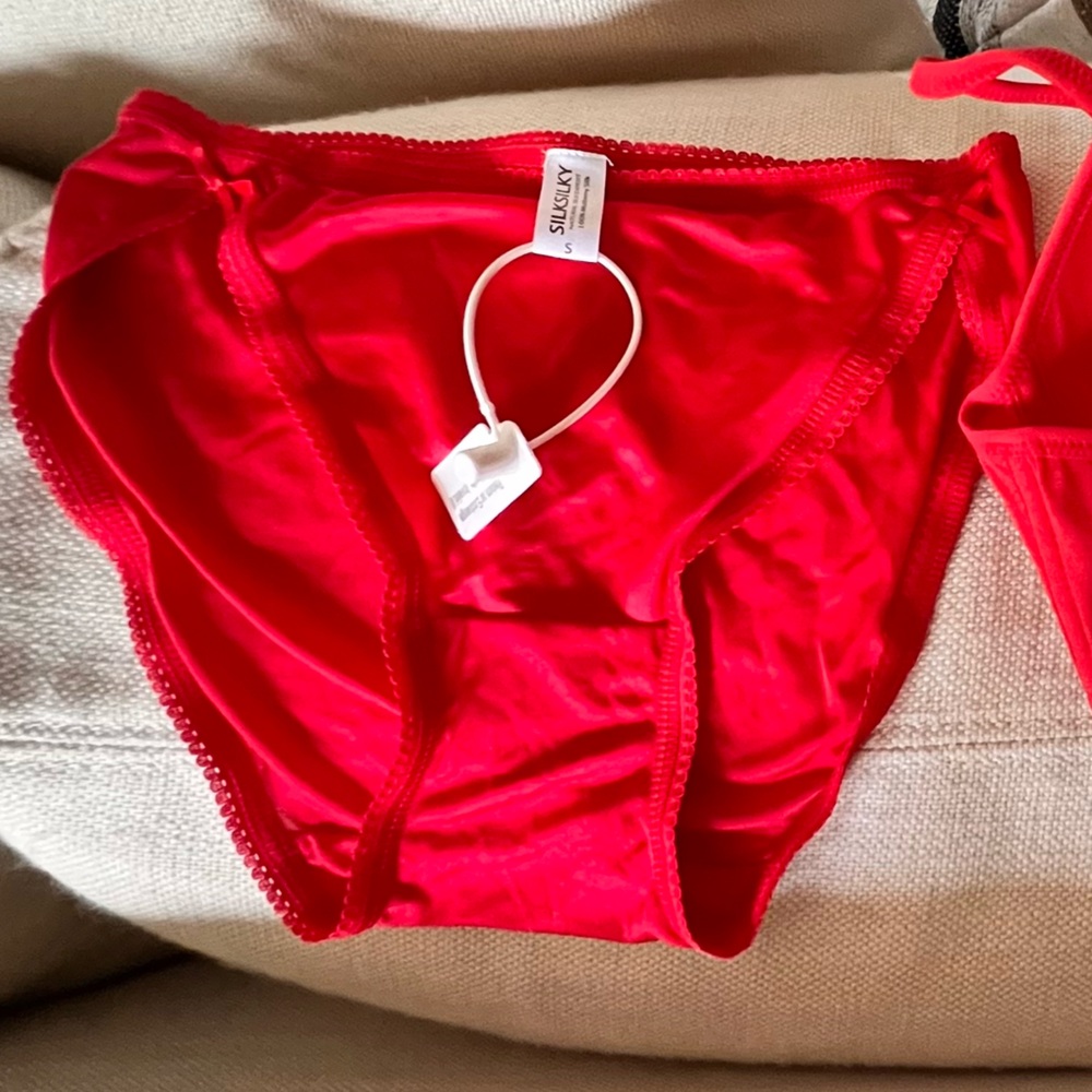 100% Mulberry Silk Panty size Small